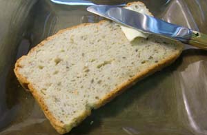 Gluten Free Bread Recipe: Quinoa and Flaxseed