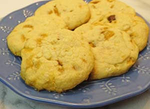 Gluten Free Salted Cashew Caramel Cookies