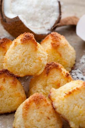 Coconut Macaroons (Naturally Gluten Free)