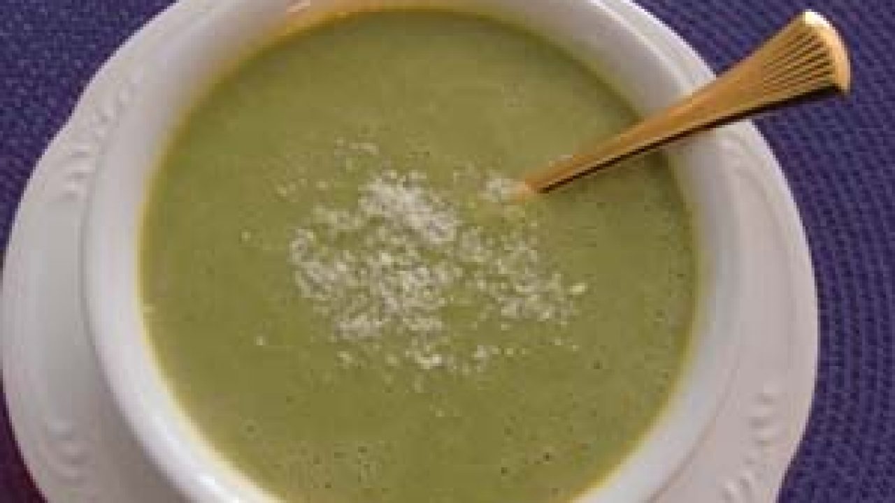 Creamy Split Pea Soup Recipe 