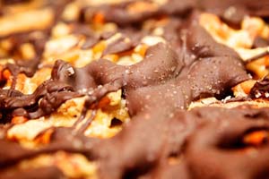 Image: Nut Brittle with Chocolate