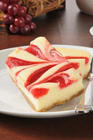 Image: Gluten Free Strawberry Swirl Cheesecake Bars