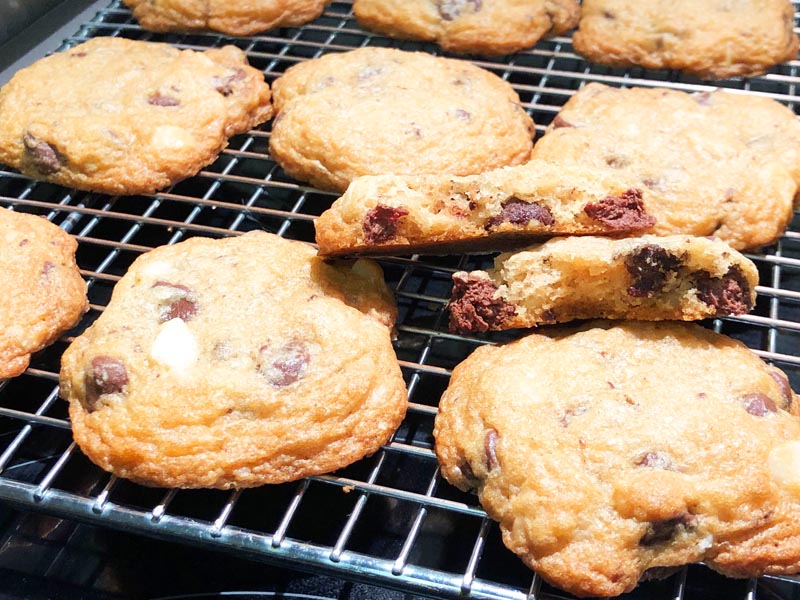 Gluten Free Macadamia Nut Cookies with Chocolate Chips