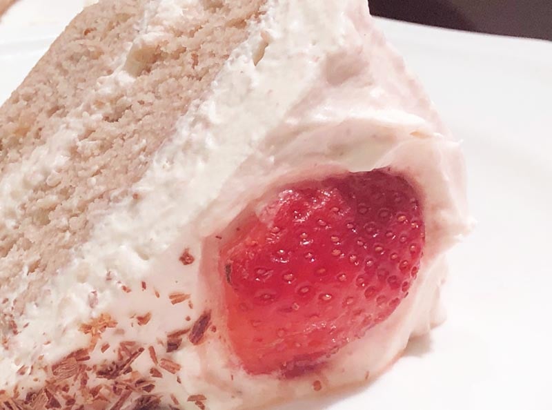 Strawberry Whipped Cream For Cakes