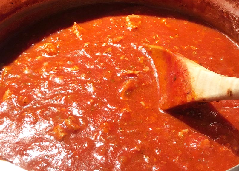 Showing turkey spaghetti sauce in saucepan